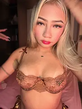Snapshot of Dulce_Sofi_ chatting on May 30, 2026, 2:07 am Dulce Sofi online show from May 30, 2026, 2:07 am