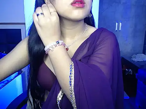 Snapshot of Your_Happyness1 chatting on March 1, 2026, 1:44 pm Your Happyness1 online show from March 1, 2026, 1:44 pm