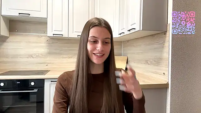 SwappingFate online show from April 6, 2026, 4:57 am