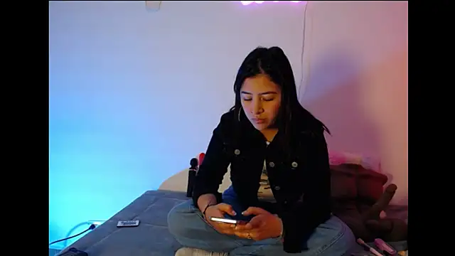 Ele Enchanted online show from February 25, 2026, 1:44 pm