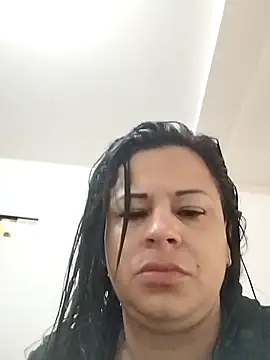 Snapshot of Nahommy_rd chatting on February 24, 2026, 2:18 pm Nahommy rd online show from February 24, 2026, 2:18 pm