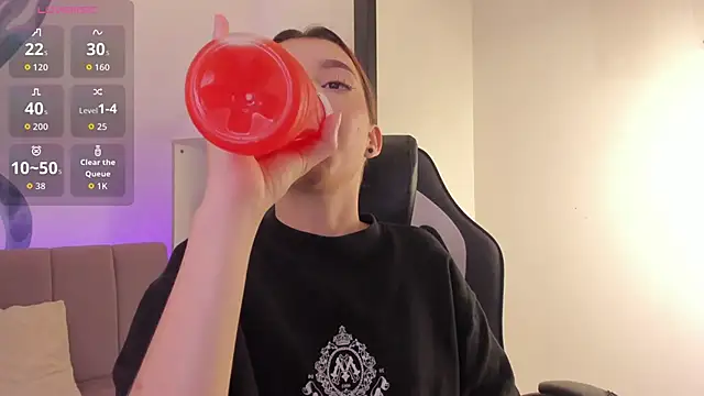 Snapshot of MelLove_ chatting on March 1, 2026, 9:59 pm MelLove online show from March 1, 2026, 9:59 pm