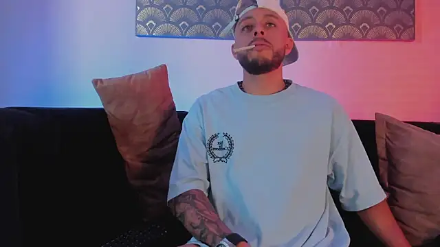 Daniel kingx online show from March 19, 2026, 1:55 pm