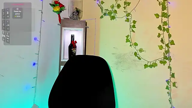 Snapshot of little__eva chatting on July 6, 2026, 4:31 pm little eva online show from July 6, 2026, 4:31 pm