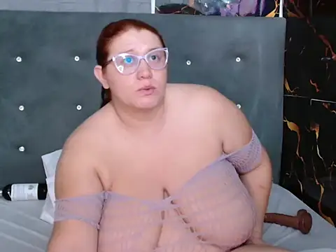 Snapshot of Camila2fajardo chatting on March 1, 2026, 10:54 pm Camila2fajardo online show from March 1, 2026, 10:54 pm