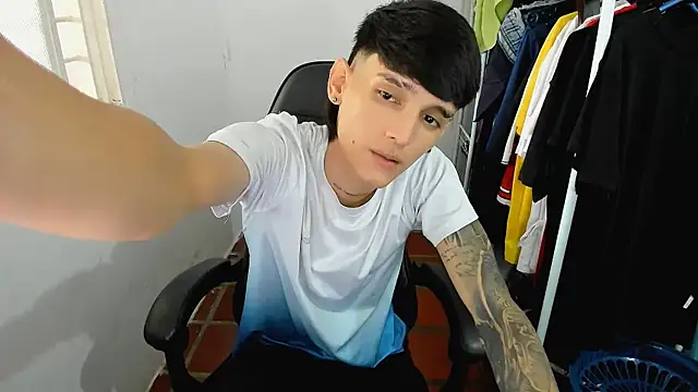 BOY-767 online show from April 1, 2026, 7:44 pm