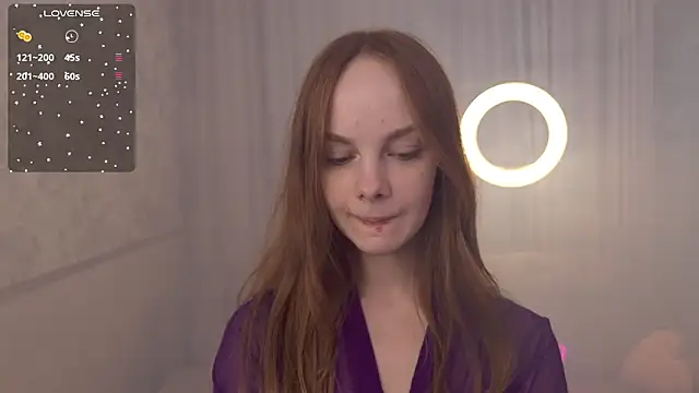 Snapshot of litleee_sunshineeee chatting on March 1, 2026, 2:06 pm litleee sunshineeee online show from March 1, 2026, 2:06 pm