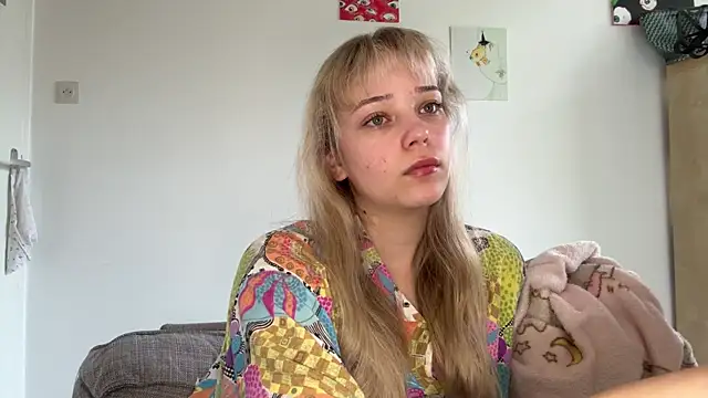 SourMidday online show from April 10, 2026, 7:04 am