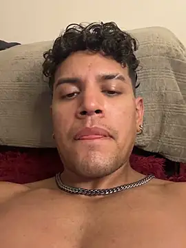 Snapshot of amenadiel_fire chatting on March 3, 2026, 7:04 am amenadiel fire online show from March 3, 2026, 7:04 am