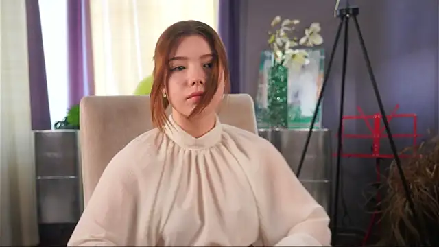 Snapshot of AyakoHuezo chatting on February 19, 2026, 12:13 pm AyakoHuezo online show from February 19, 2026, 12:13 pm