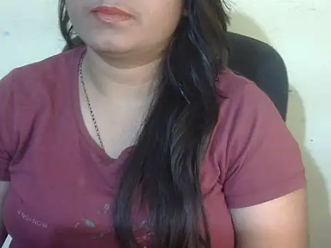 Snapshot of Aniya_Hazel chatting on February 26, 2026, 9:26 pm Aniya Hazel online show from February 26, 2026, 9:26 pm