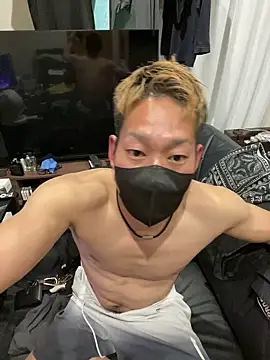 ryuaaaaa online show from March 19, 2026, 4:29 pm