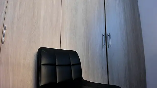 sweetveronicalodge online show from June 17, 2026, 12:26 pm