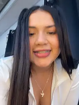 scarleth marquezz online show from June 14, 2026, 11:06 pm