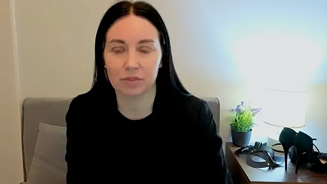 MiaFair online show from March 18, 2026, 4:19 pm