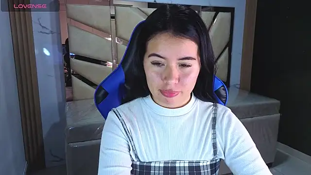 Kylia a online show from March 23, 2026, 8:19 pm