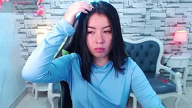 Snapshot of Kylia_a chatting on June 30, 2026, 12:49 pm Kylia a online show from June 30, 2026, 12:49 pm