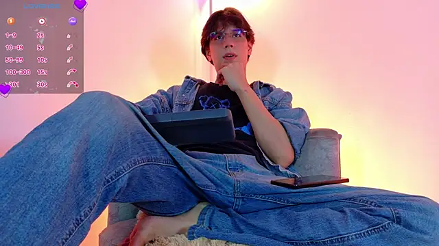 lui x dust online show from March 28, 2026, 3:07 am