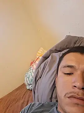 Snapshot of gueboloco2626 chatting on February 19, 2026, 2:14 pm gueboloco2626 online show from February 19, 2026, 2:14 pm