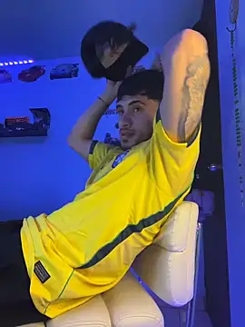 TOMAS CONOR online show from April 1, 2026, 1:51 am