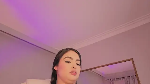 Stephany Harlot online show from March 2, 2026, 10:17 pm