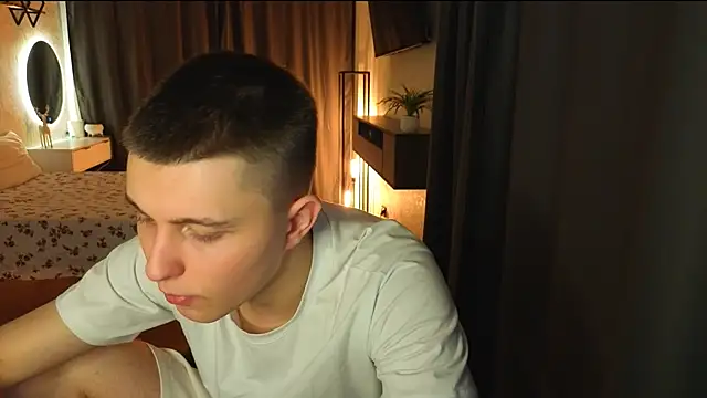 Keviin777 online show from February 22, 2026, 7:15 pm