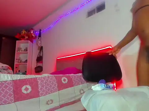 Nathaly-horny1 online show from February 28, 2026, 1:49 am