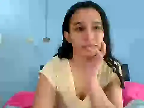 Snapshot of scarlettscottx_ chatting on May 2, 2026, 6:46 pm scarlettscottx online show from May 2, 2026, 6:46 pm