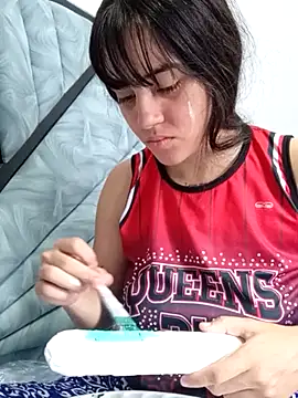 sara cute so online show from April 2, 2026, 8:37 pm