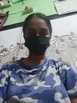 Snapshot of Vandana122 chatting on June 15, 2026, 11:43 am Vandana122 online show from June 15, 2026, 11:43 am