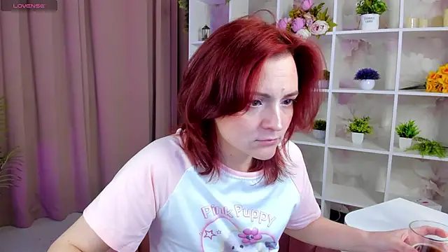 taticamomile online show from April 15, 2026, 1:26 pm