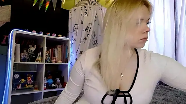 Snapshot of Karengilgun chatting on February 20, 2026, 2:08 pm Karengilgun online show from February 20, 2026, 2:08 pm