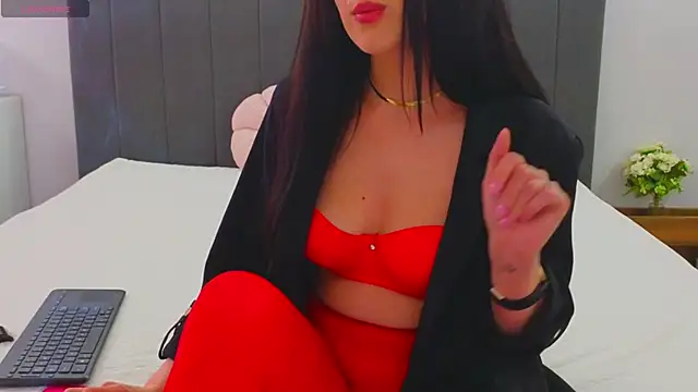 LauraDelightX online show from March 28, 2026, 8:10 pm