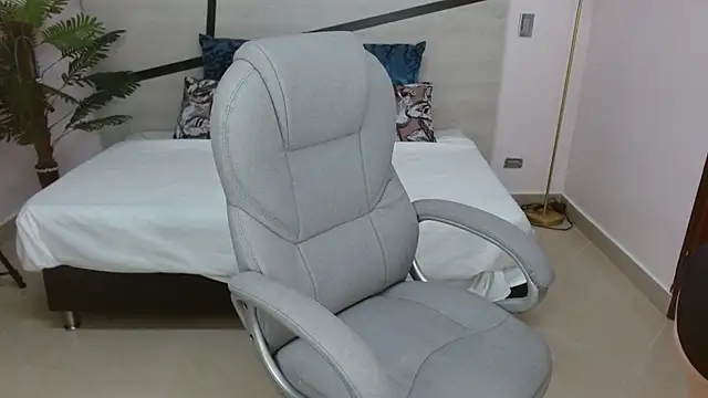 Anne blake online show from March 30, 2026, 12:17 pm