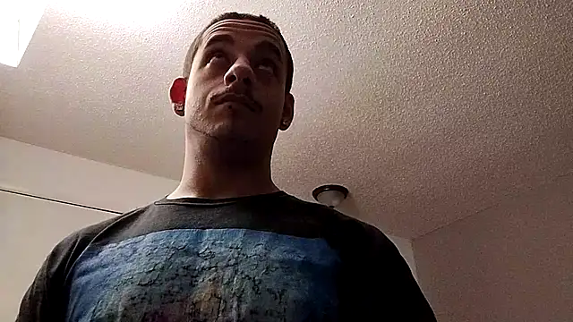 momo0208 online show from February 25, 2026, 3:29 am