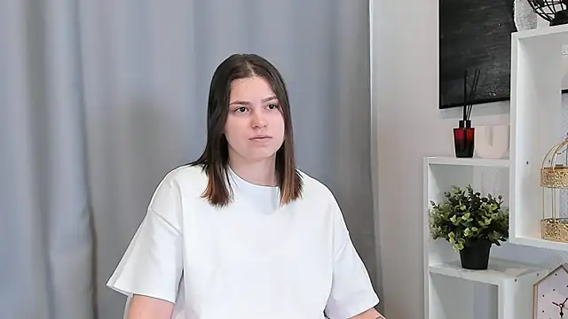 Snapshot of EileenBut chatting on February 20, 2026, 9:22 am EileenBut online show from February 20, 2026, 9:22 am