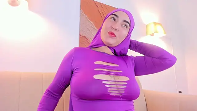 Malika Noor online show from April 26, 2026, 2:36 pm