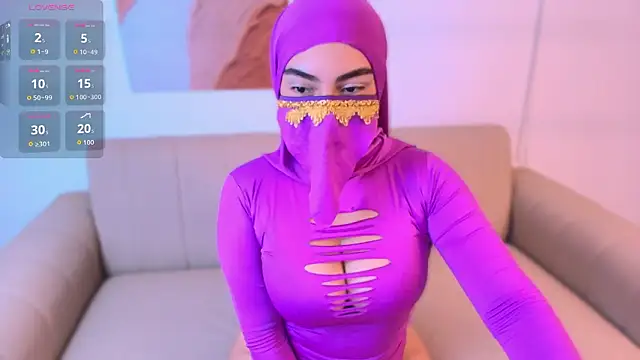 Snapshot of Malika_Noor chatting on February 24, 2026, 2:07 pm Malika Noor online show from February 24, 2026, 2:07 pm