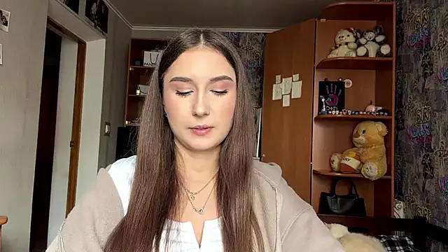 poly princess online show from April 8, 2026, 11:12 am