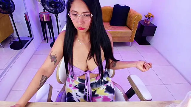 Snapshot of Cataleya_jones chatting on February 20, 2026, 7:16 pm Cataleya jones online show from February 20, 2026, 7:16 pm