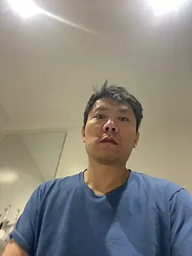 HINKK online show from April 14, 2026, 3:44 am