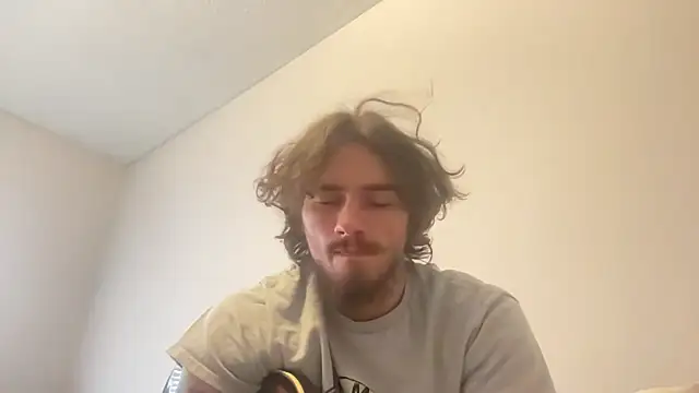 Snapshot of Marz1981zraM chatting on February 24, 2026, 1:56 pm Marz1981zraM online show from February 24, 2026, 1:56 pm