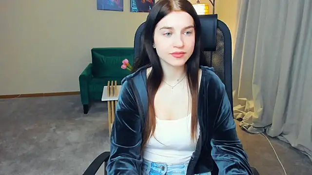 Snapshot of ThanhTines chatting on February 24, 2026, 12:39 pm ThanhTines online show from February 24, 2026, 12:39 pm