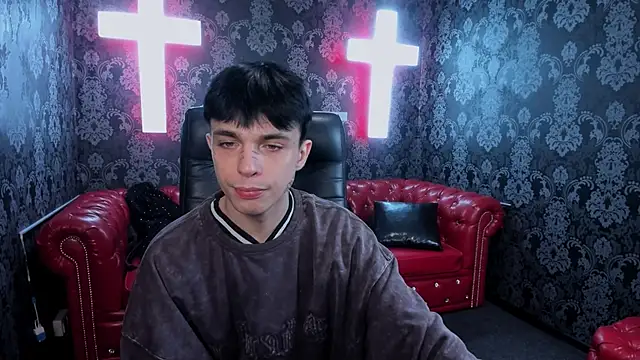 Snapshot of ClarkBev chatting on February 21, 2026, 7:38 pm ClarkBev online show from February 21, 2026, 7:38 pm