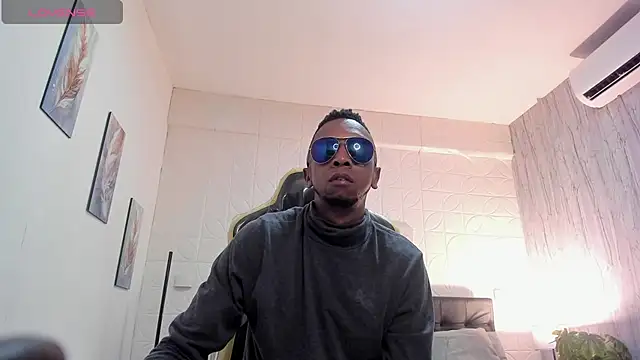 Snapshot of bray_1999 chatting on February 23, 2026, 3:30 am bray 1999 online show from February 23, 2026, 3:30 am