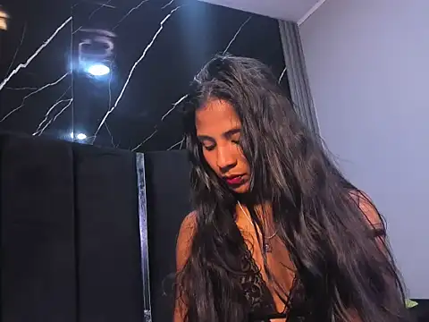 Juna Hyl online show from February 24, 2026, 4:46 am