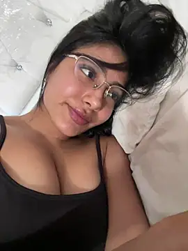 Linarodri online show from August 5, 2026, 8:58 pm