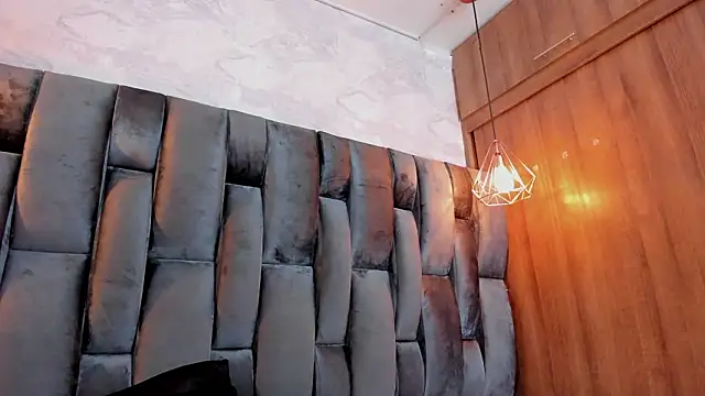 Snapshot of Taylor_Ross1 chatting on February 28, 2026, 3:22 pm Taylor Ross1 online show from February 28, 2026, 3:22 pm