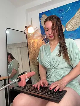 Viictoria-Jones online show from May 6, 2026, 10:19 am