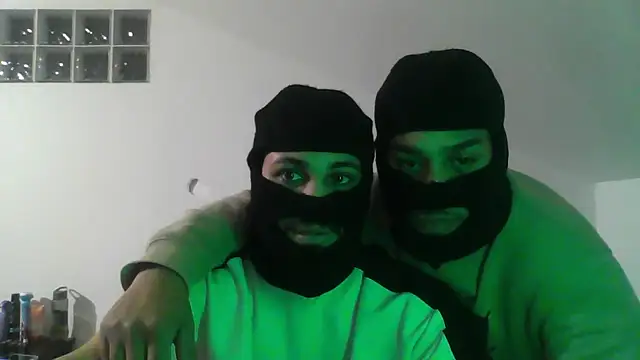 Snapshot of ptcasalprive chatting on March 1, 2026, 10:10 pm ptcasalprive online show from March 1, 2026, 10:10 pm